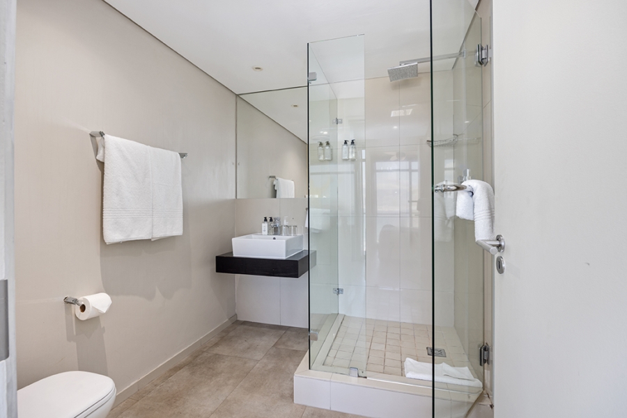 3 Bedroom Property for Sale in Bloubergstrand Western Cape